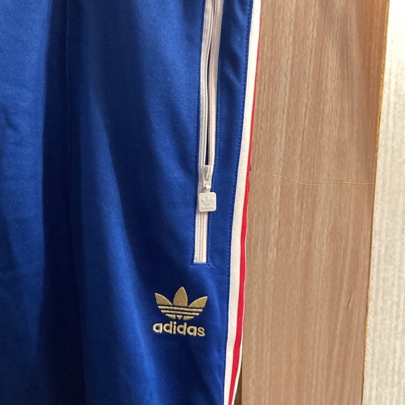Men’s Adidas jogging pants. Royal blue. Red, white and blue stripes. - Picture 4 of 4